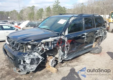 2013 Toyota Land Cruiser V8 from USA, damaged, VIN JTMHY7AJ4D4009634